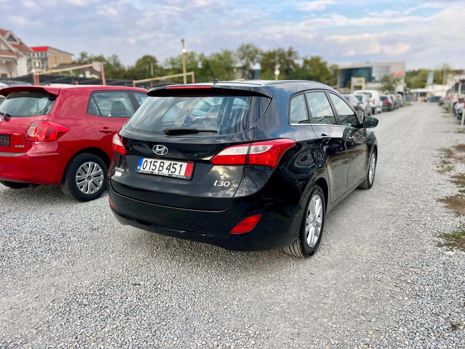 Hyundai I30 1.6CRDI АВТОМАТИК - изображение 3