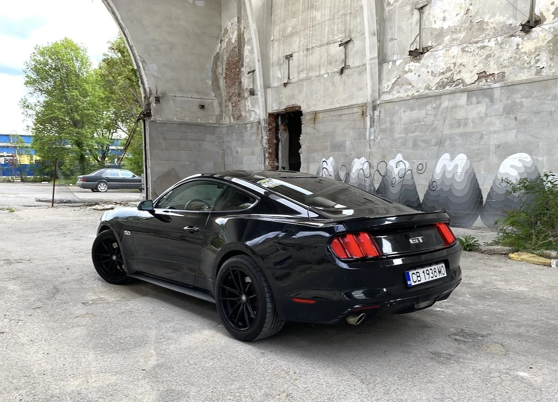 Ford Mustang GT 5.0 - изображение 7