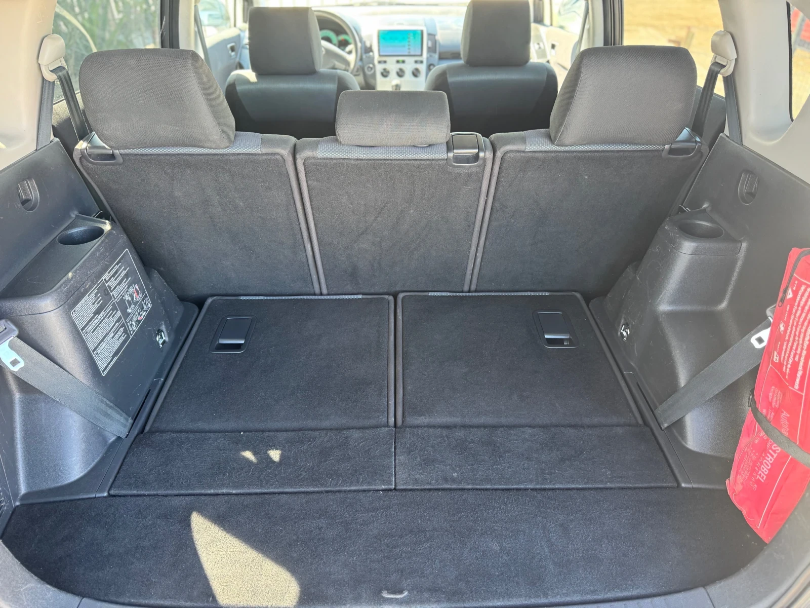 Toyota Corolla verso 1.8 VVT-I - изображение 7