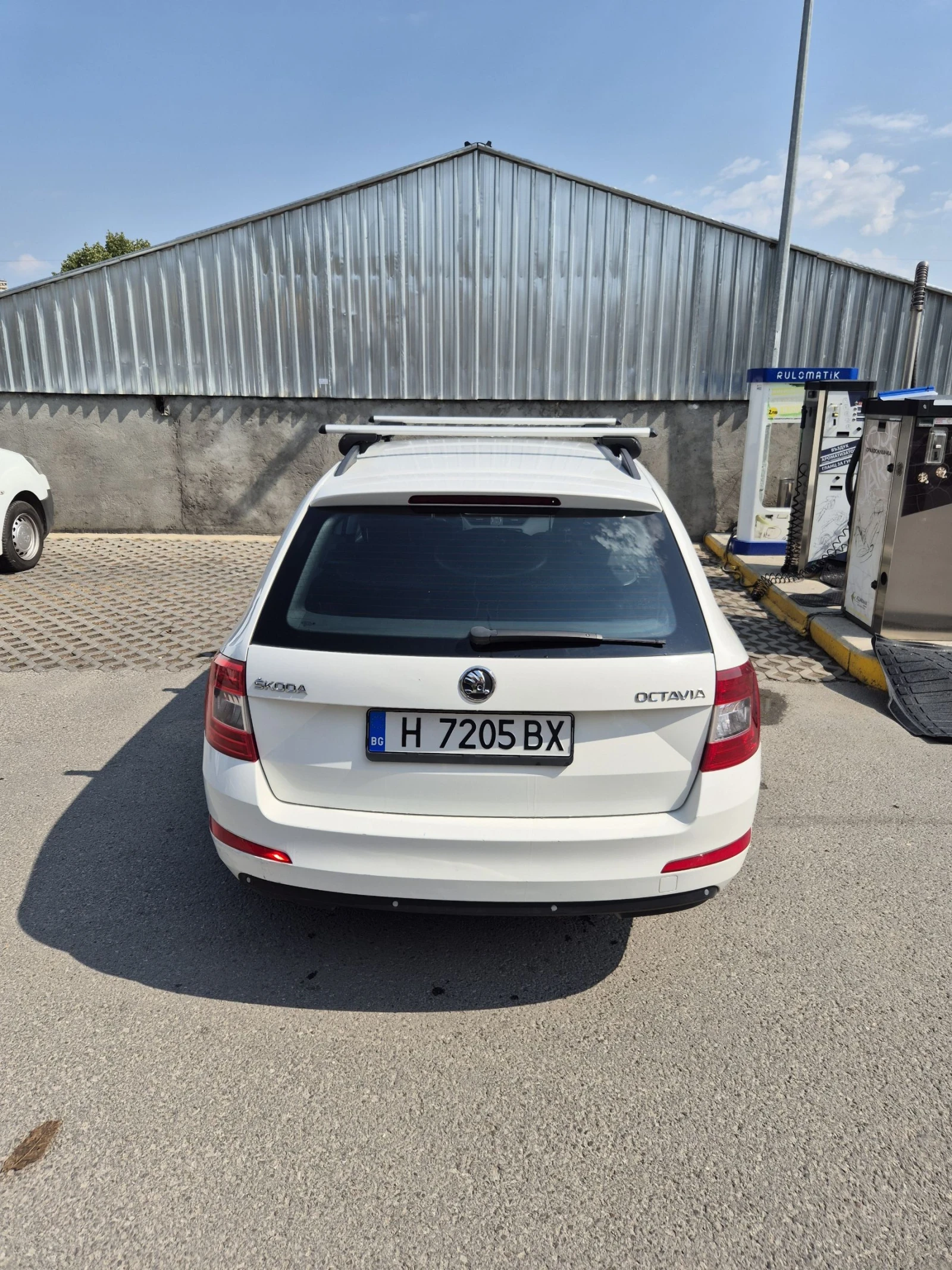 Skoda Octavia 1.6 TDI  - изображение 7