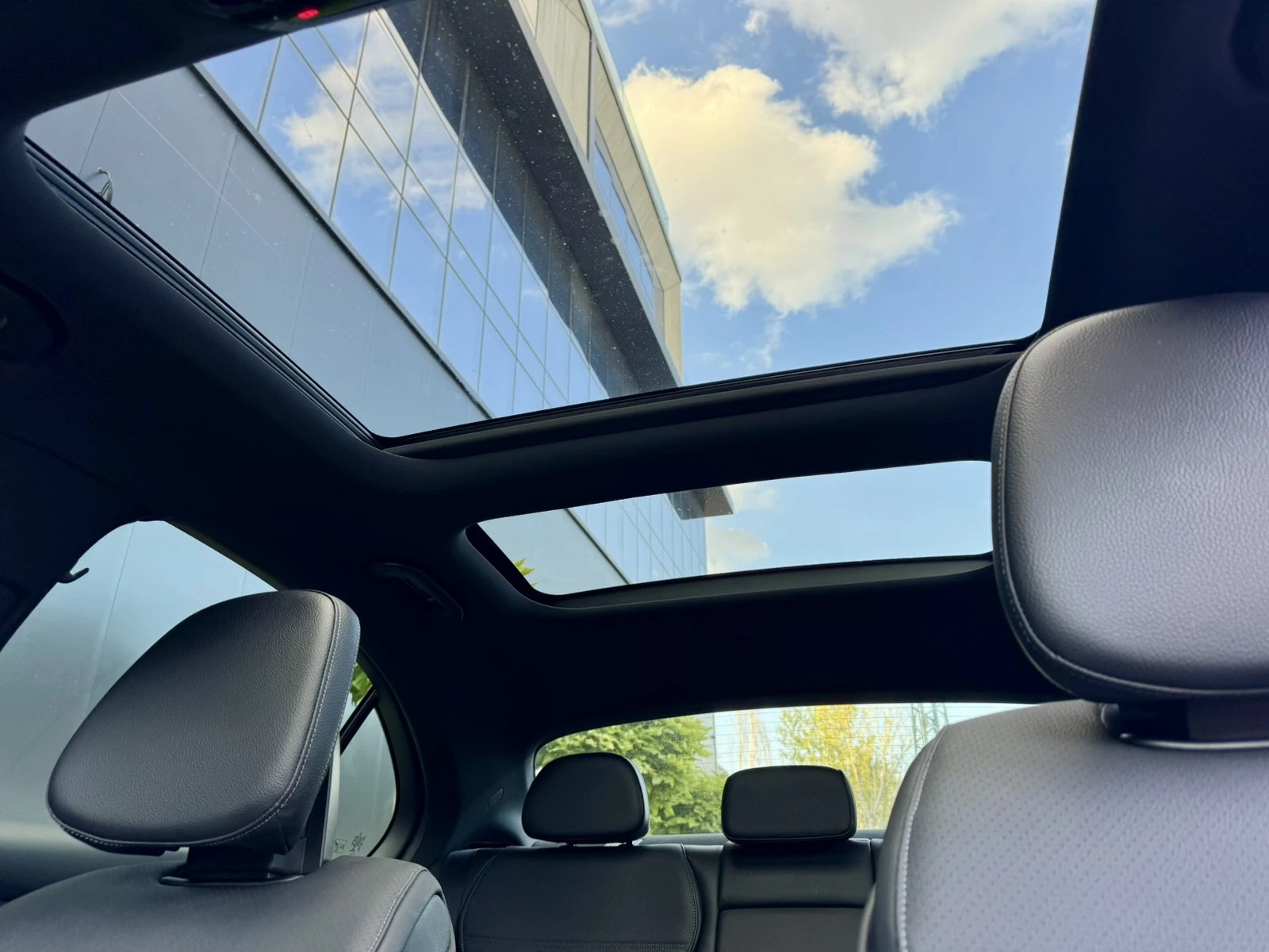 Mercedes-Benz C 300 2022 Mercedes-Benz C300 * НАЛИЧЕН*  - изображение 10