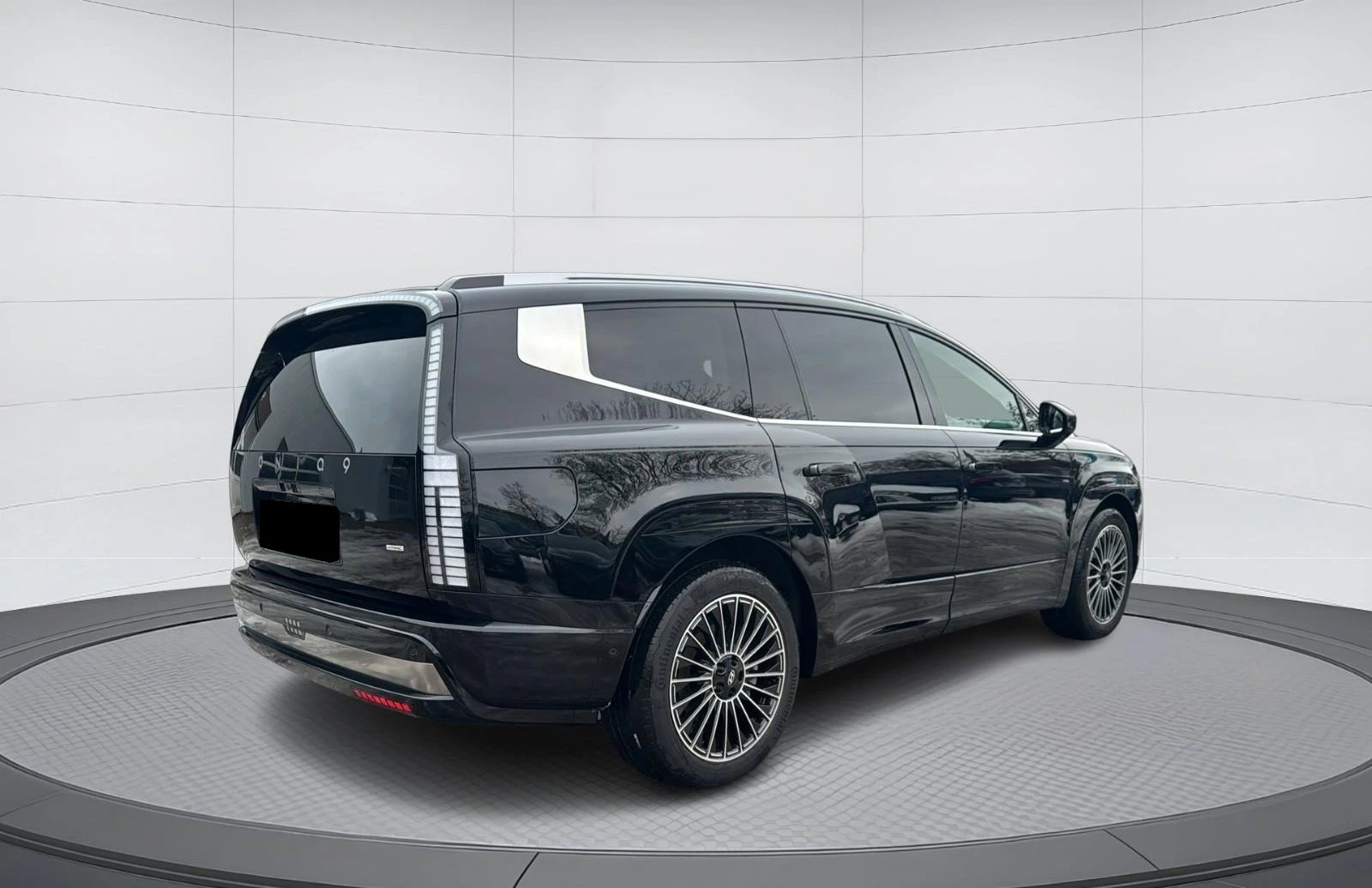 Hyundai IONIQ 9 PERFORMANCE 4WD BOSE PANORAMA 360 7-МЕСТЕН - изображение 3