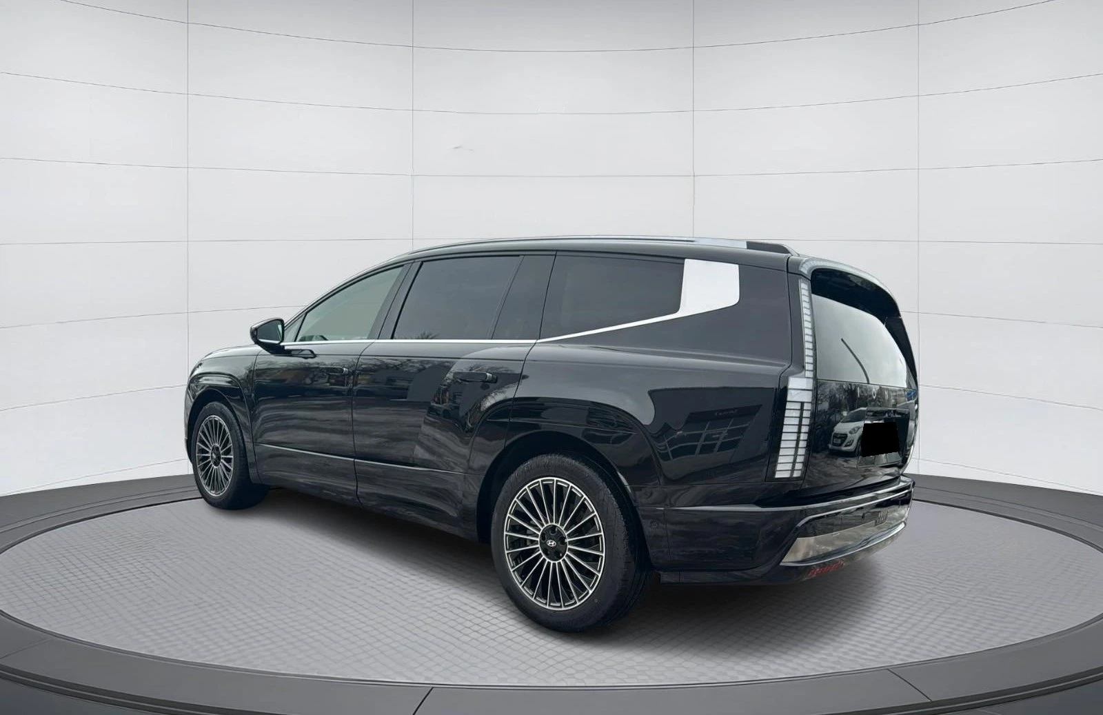 Hyundai IONIQ 9 PERFORMANCE 4WD BOSE PANORAMA 360 7-МЕСТЕН - изображение 2