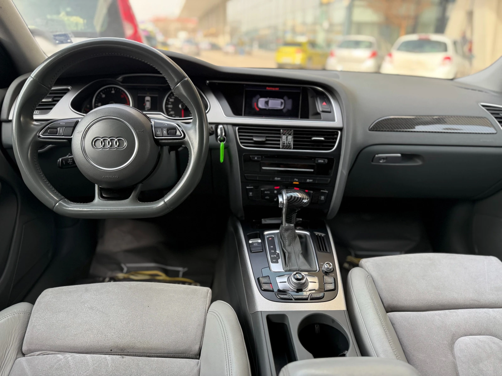 Audi A4 6 МЕСЕЦА ГАРАНЦИЯ/3.0TDI 204к.с Дистроник/Facelift - изображение 9