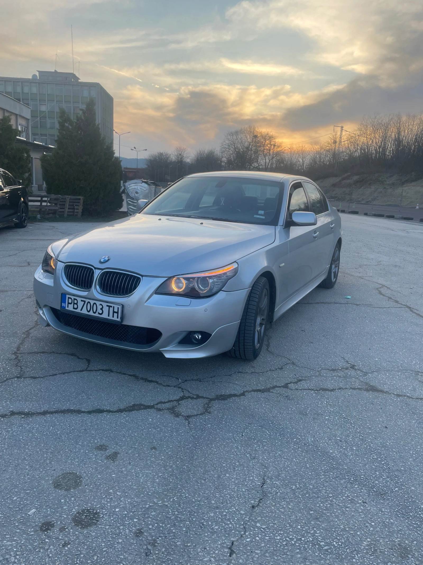 BMW 530, снимка 3 - Автомобили и джипове - 53712860