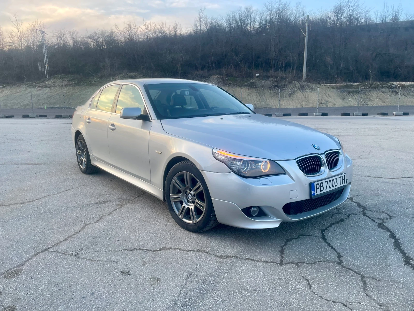 BMW 530, снимка 2 - Автомобили и джипове - 53712860