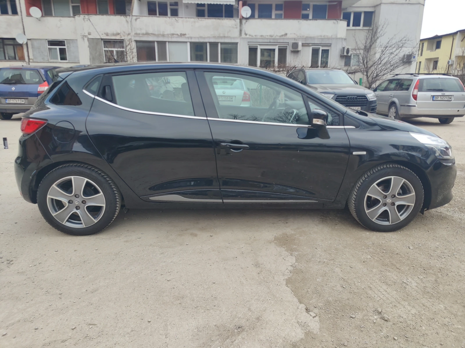 Renault Clio 0.9 TCe 90 к.с., снимка 6 - Автомобили и джипове - 53731785