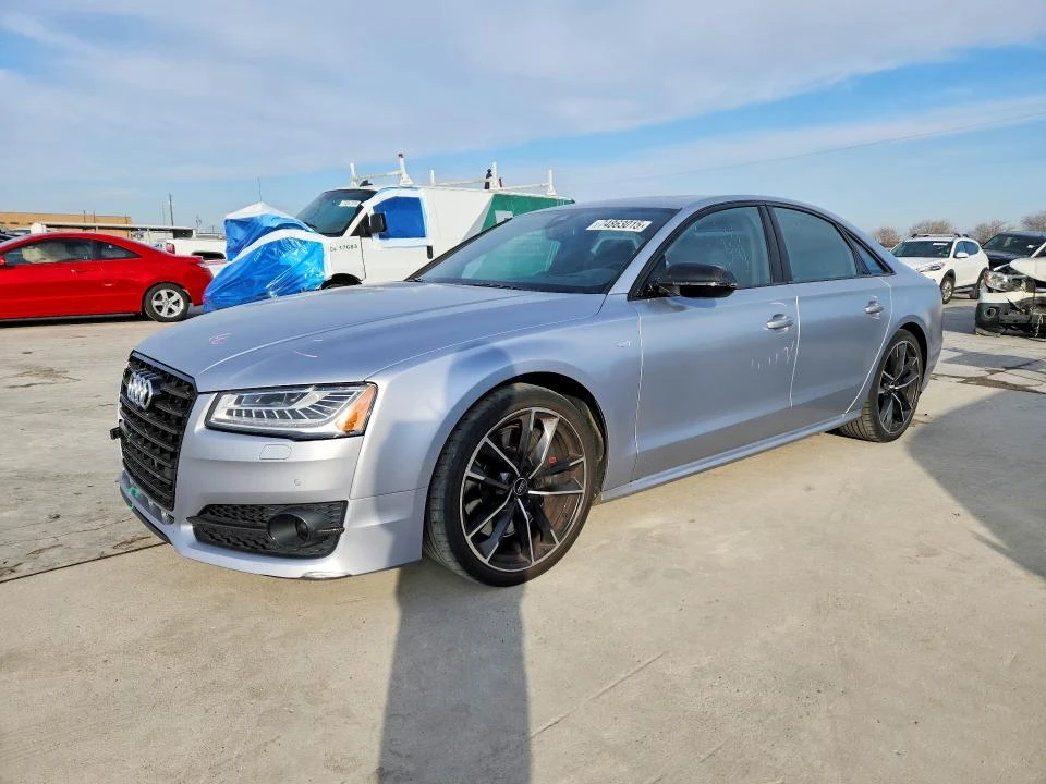 Audi S8 PLUS QUATTRO, снимка 3 - Автомобили и джипове - 53772367