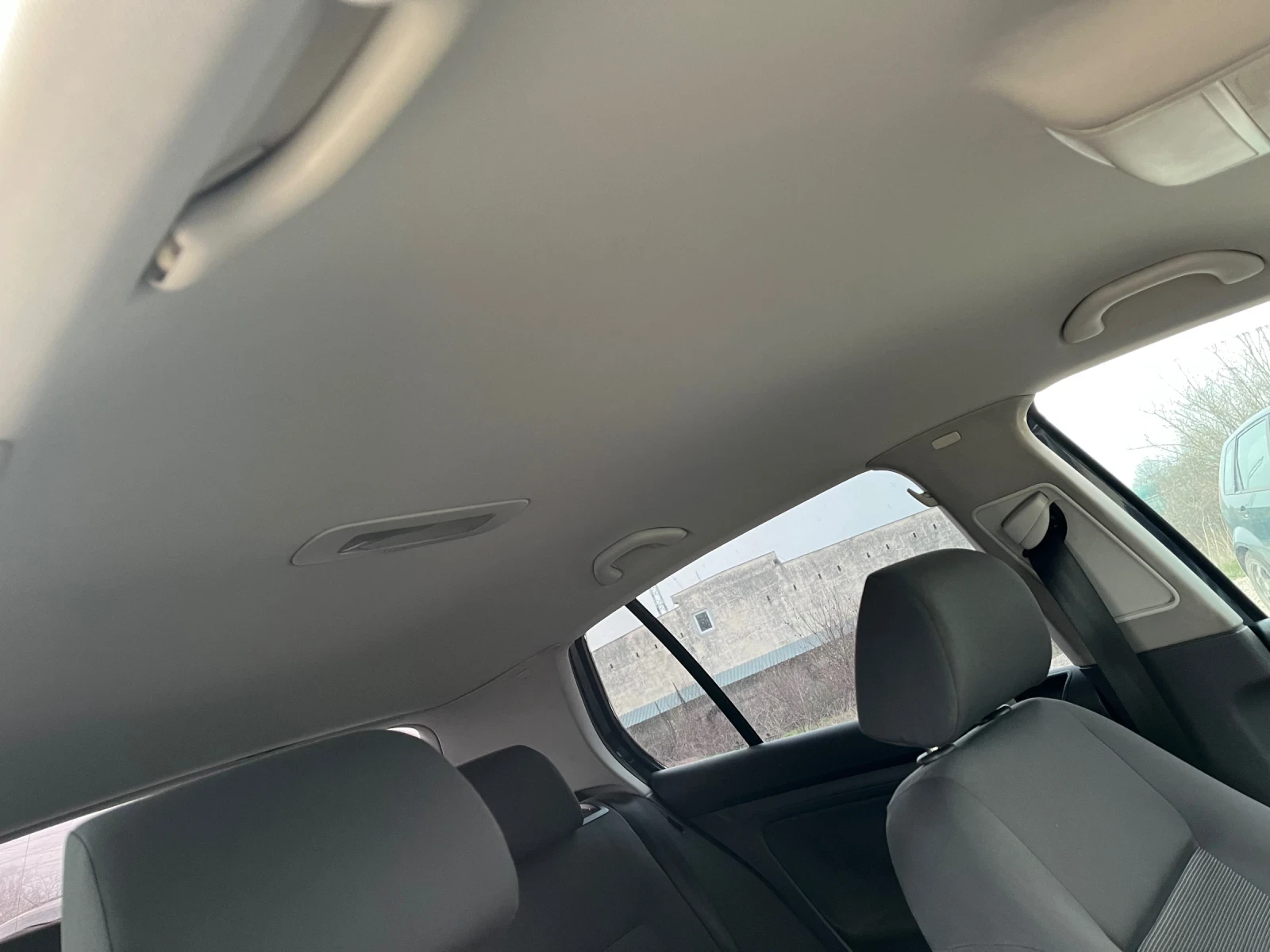 VW Golf Golf5, снимка 9 - Автомобили и джипове - 54151337