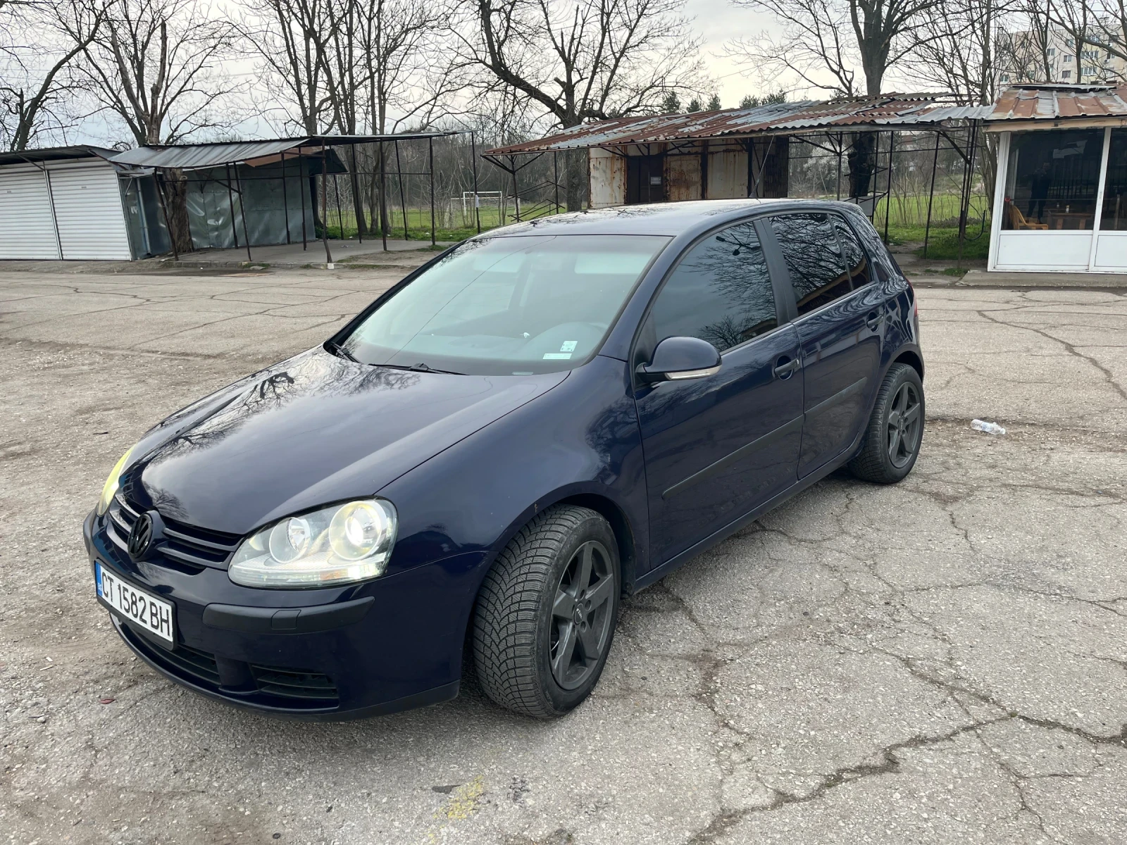 VW Golf Golf5, снимка 3 - Автомобили и джипове - 54151337