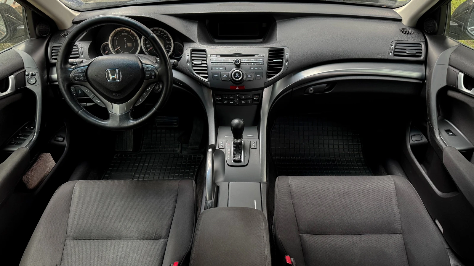 Honda Accord Tourer 2.2 i-DTEC FACELIFT CW3, снимка 16 - Автомобили и джипове - 54611577