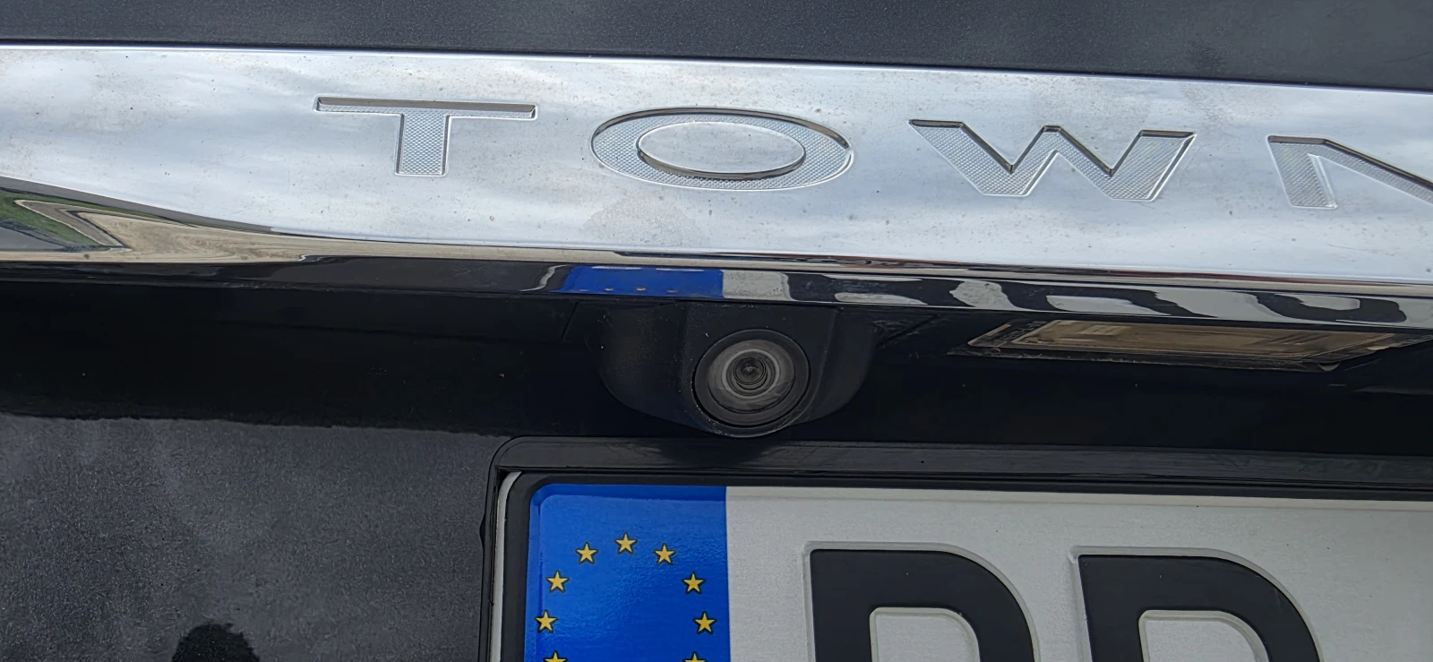 Chrysler Town and Country 3.6, снимка 9 - Автомобили и джипове - 55151921