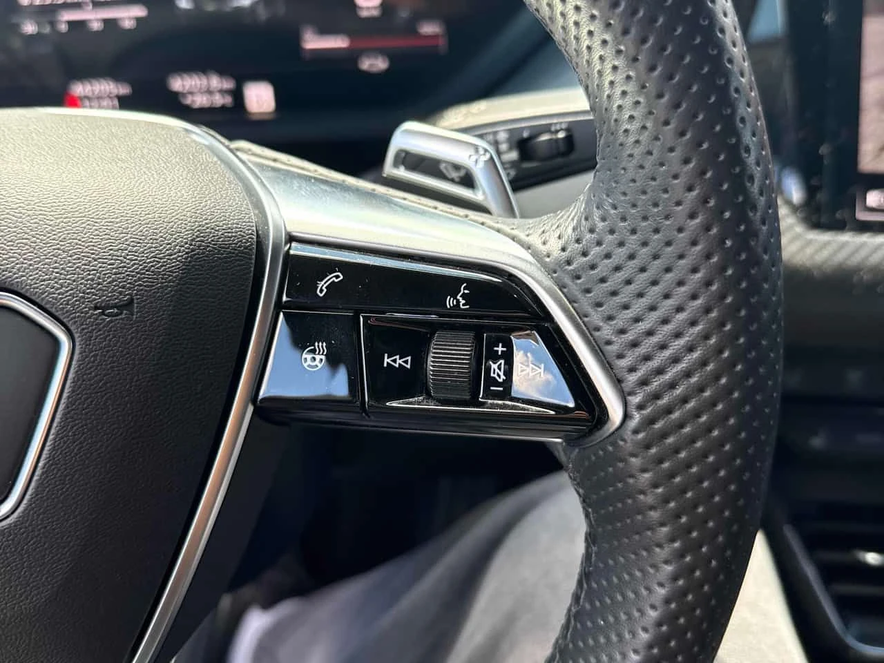 Audi E-Tron GT * quattro * АВТОКРЕДИТ БЕЗ ПЪРВОНАЧАЛНА ВНОСКА* , снимка 13 - Автомобили и джипове - 55557233