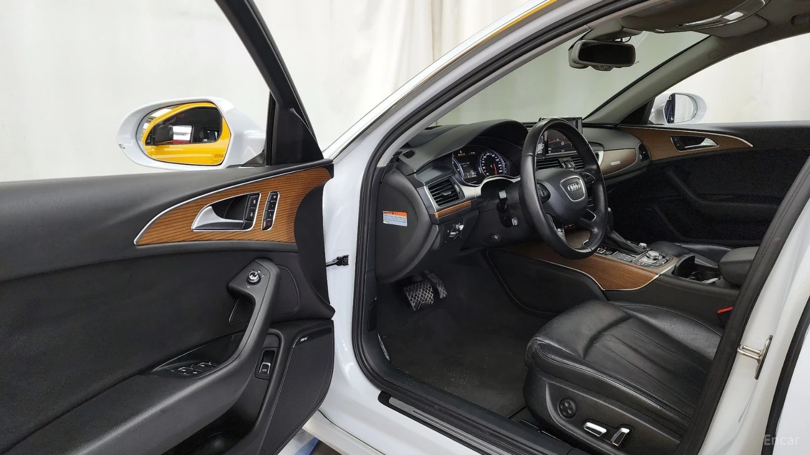Audi A6 3.0TDI* QUATTRO* ПОДГРЕВ* ОБДУХВАНЕ* ШИБИДАХ* КАМЕ, снимка 10 - Автомобили и джипове - 55655940