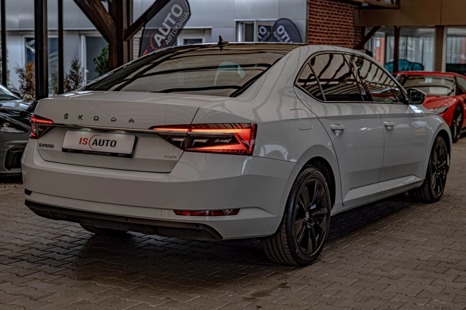 Skoda Superb 2.0TDI/DSG/4X4/Virtual/Ambient/Камера/Memory/, снимка 6 - Автомобили и джипове - 55674392