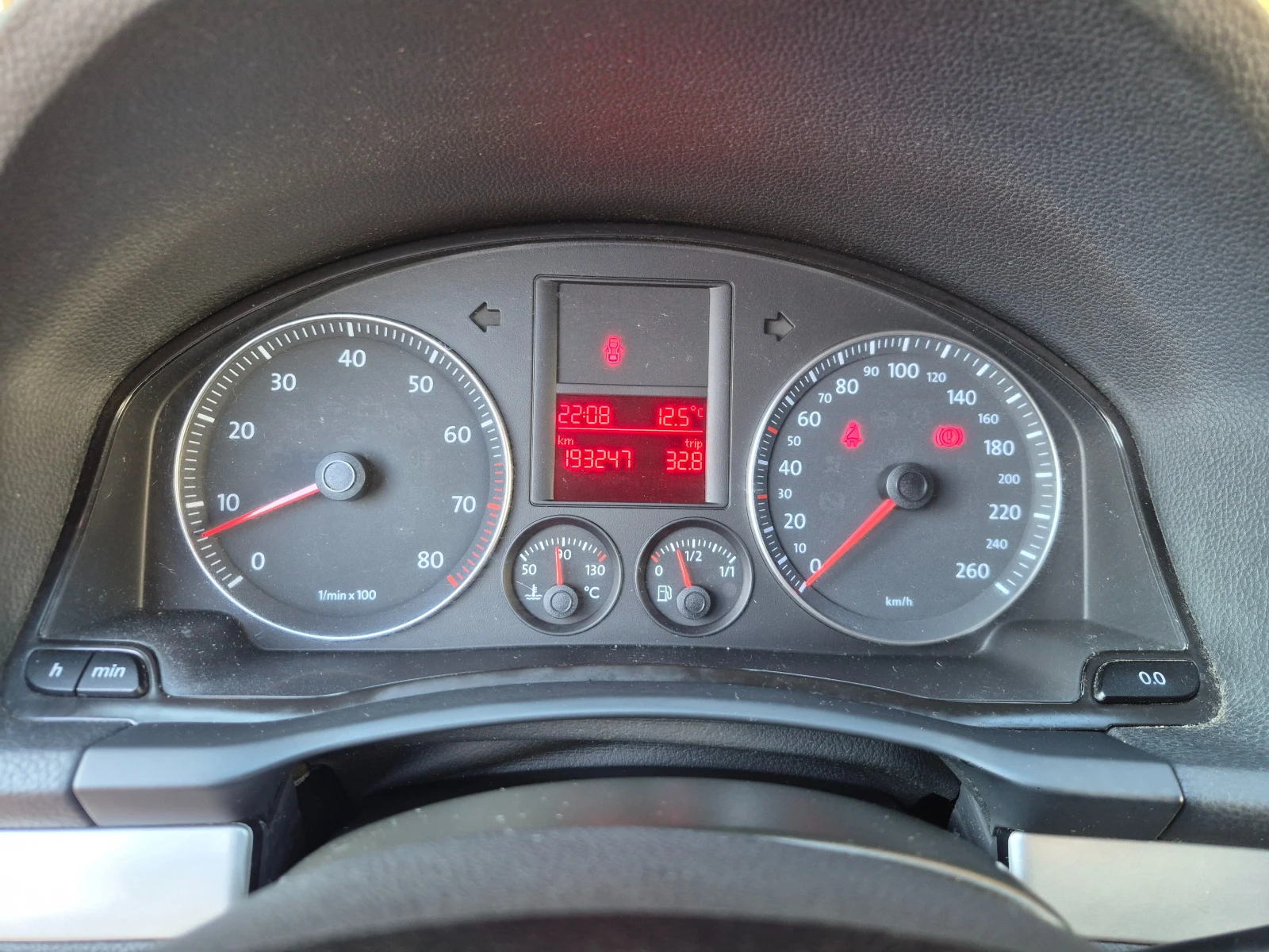 VW Jetta 1.6i, снимка 17 - Автомобили и джипове - 56563451