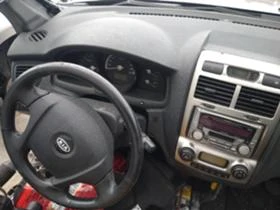 Kia Sportage 2.0 d, снимка 4