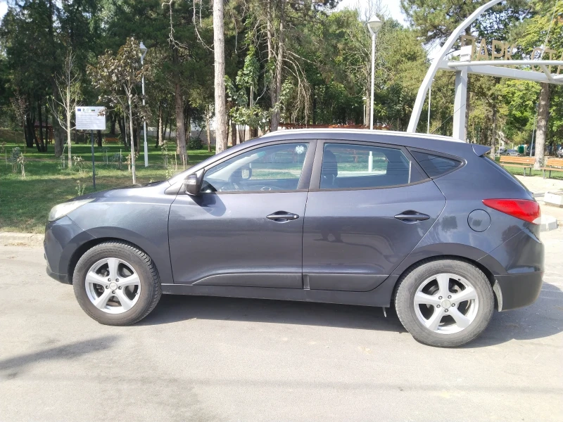 Hyundai IX35, снимка 8 - Автомобили и джипове - 47844055