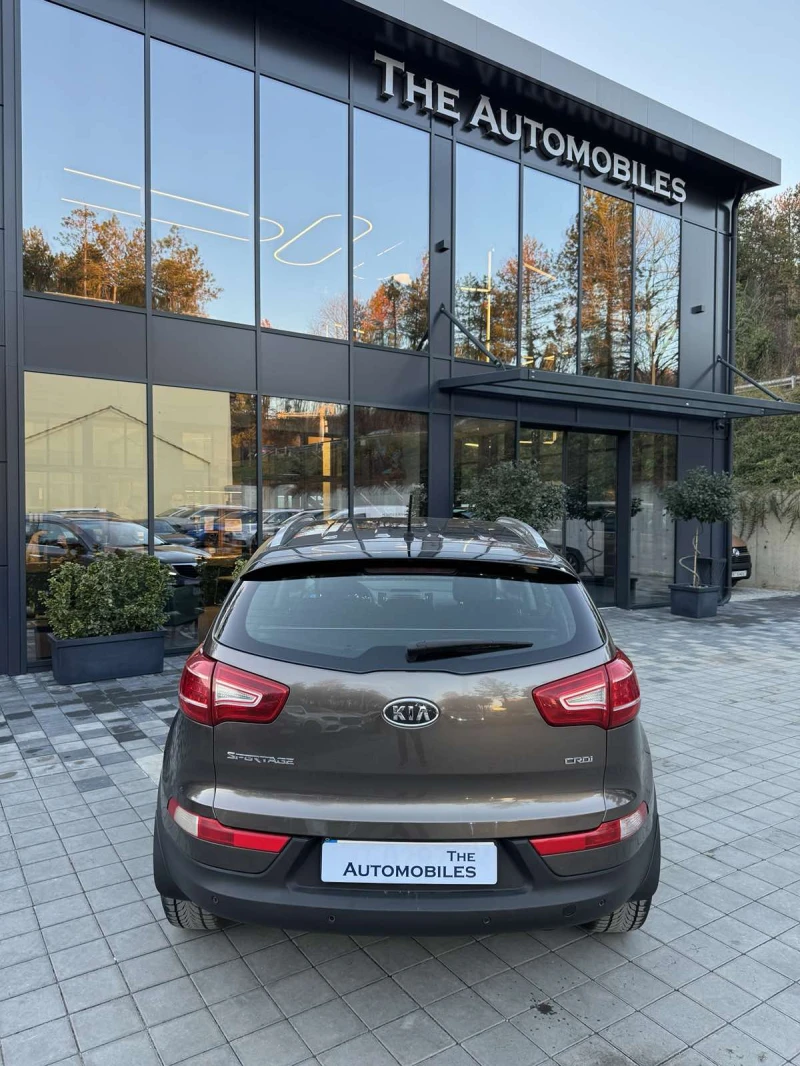 Kia Sportage, снимка 5 - Автомобили и джипове - 48375264