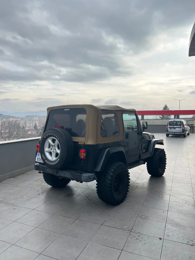Jeep Wrangler 4.0, снимка 5 - Автомобили и джипове - 51964766
