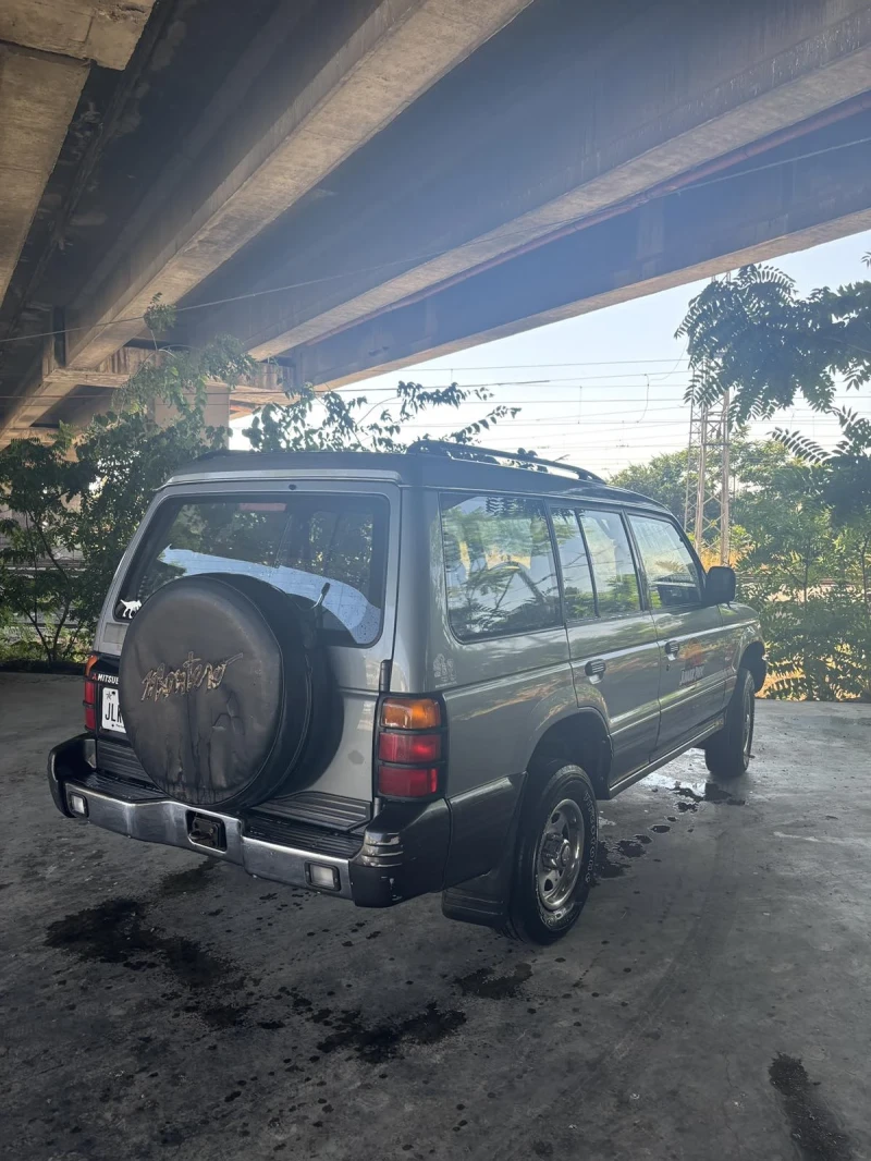 Mitsubishi Pajero, снимка 10 - Автомобили и джипове - 52702313