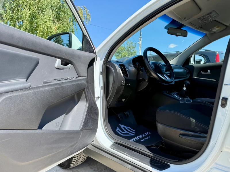 Kia Sportage 1.6GDI FWD Spirit , снимка 11 - Автомобили и джипове - 51328422