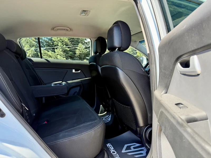 Kia Sportage 1.6GDI FWD Spirit , снимка 9 - Автомобили и джипове - 51328422