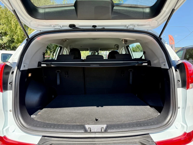 Kia Sportage 1.6GDI FWD Spirit , снимка 10 - Автомобили и джипове - 51328422