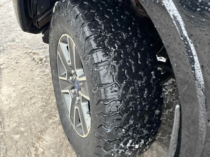 Ford F150 * 4WD SuperCrew * CARFAX * БЕЗ ПЪРВОНАЧАЛНА ВНОСКА, снимка 14 - Автомобили и джипове - 52931134