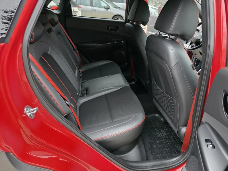 Hyundai Kona 1.6-116kc , снимка 13 - Автомобили и джипове - 53426015