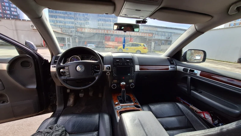 VW Touareg R5 TDI, снимка 10 - Автомобили и джипове - 53477081