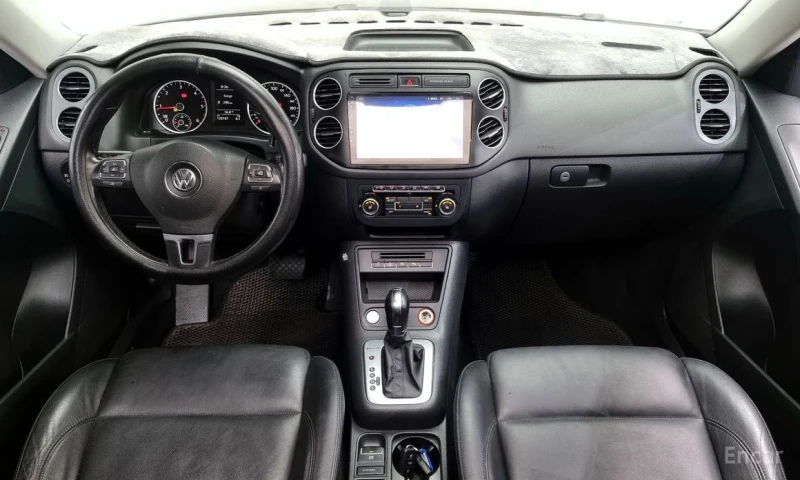 VW Tiguan, снимка 7 - Автомобили и джипове - 53530132
