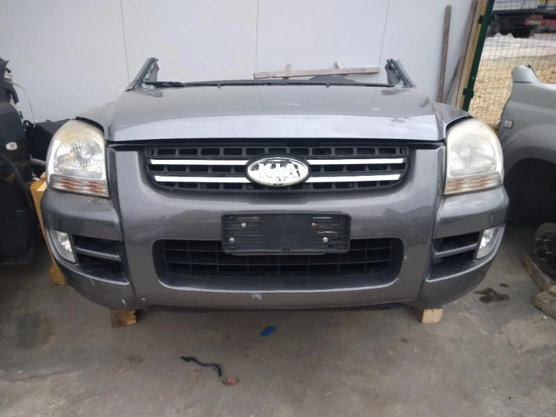 Kia Sportage 2.0 d, снимка 3 - Автомобили и джипове - 30741549