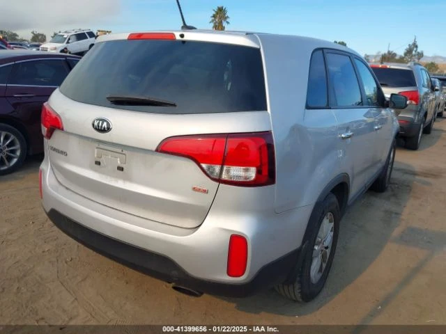 Kia Sorento  LX, снимка 4 - Автомобили и джипове - 48895676