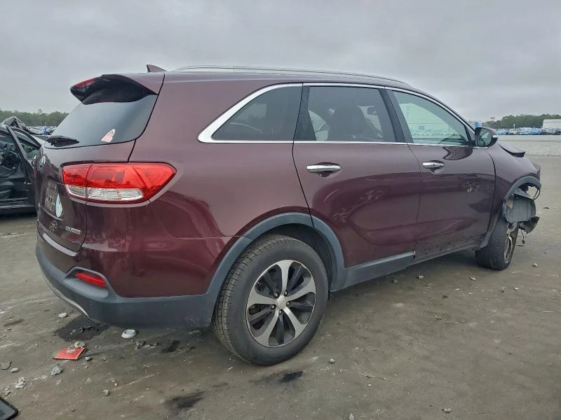 Kia Sorento 2.0L 4 Front-wheel Drive, снимка 6 - Автомобили и джипове - 52904747