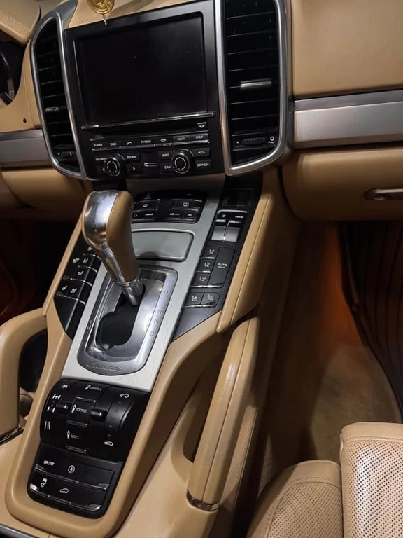 Porsche Cayenne 2011 TURBO * БЕЗ ПЪРВОНАЧАЛНА ВНОСКА *  - изображение 10