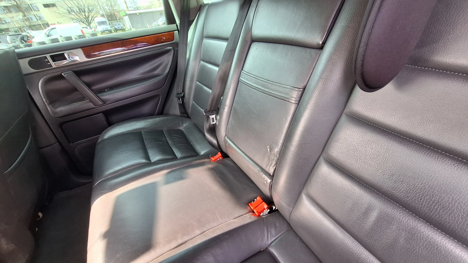 VW Touareg R5 TDI, снимка 9 - Автомобили и джипове - 53477081