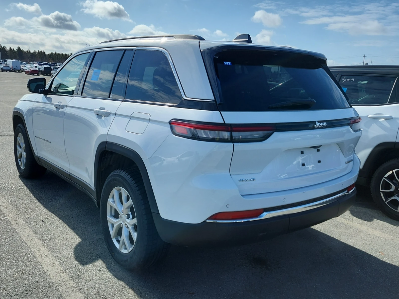 Jeep Grand cherokee * * CARFAX * * АВТО КРЕДИТ * * , снимка 4 - Автомобили и джипове - 54004836