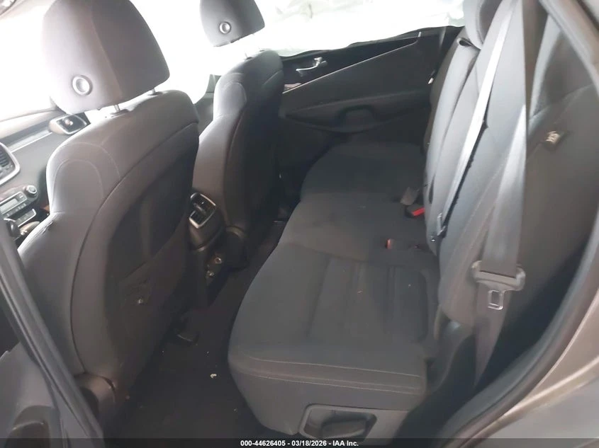 Kia Sorento 2.4L I-4 DI, DOHC, VVT, 185HP Front Wheel Drive | Mobile.bg � ����������� 8