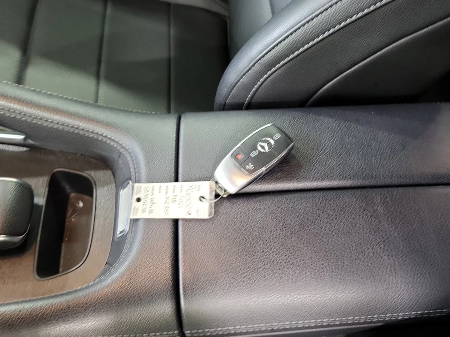 Mercedes-Benz GLE 350 AMG-pkg* 360View* Burmester* Keyless* Пано* Подгре, снимка 11 - Автомобили и джипове - 54412251
