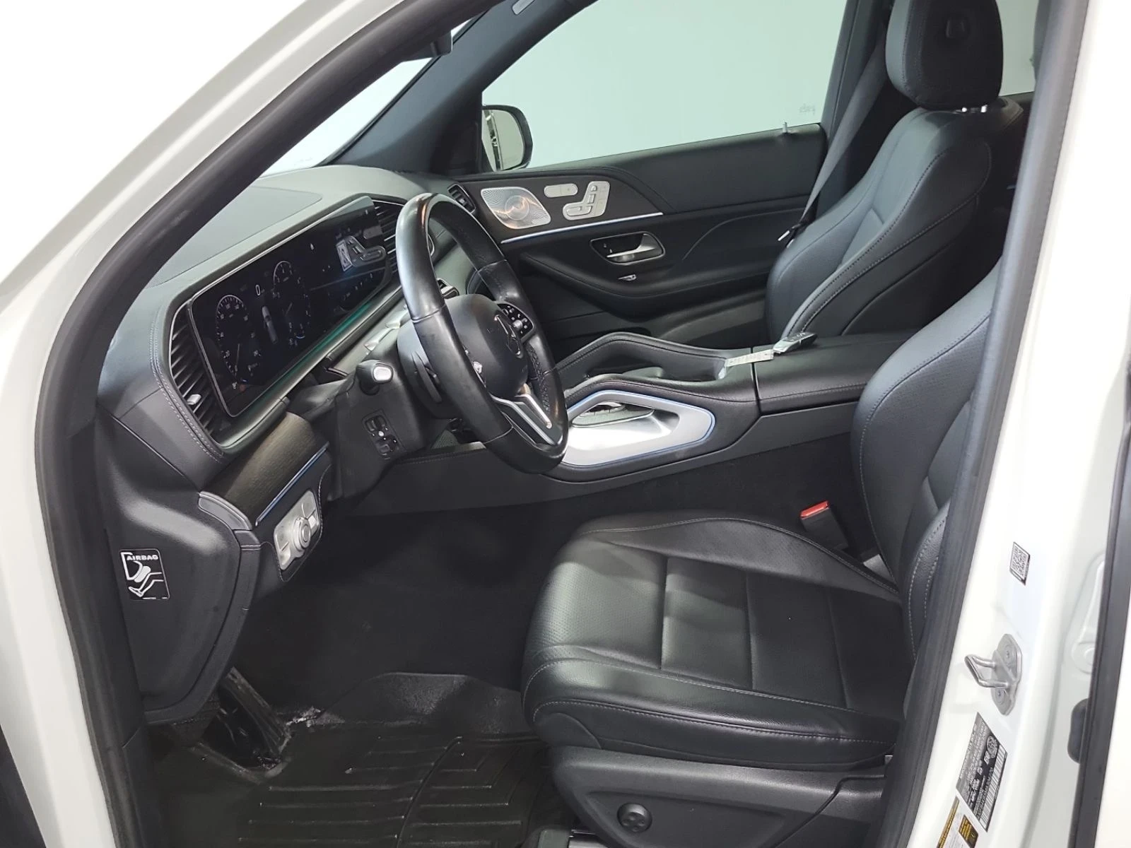 Mercedes-Benz GLE 350 AMG-pkg* 360View* Burmester* Keyless* Пано* Подгре, снимка 7 - Автомобили и джипове - 54412251