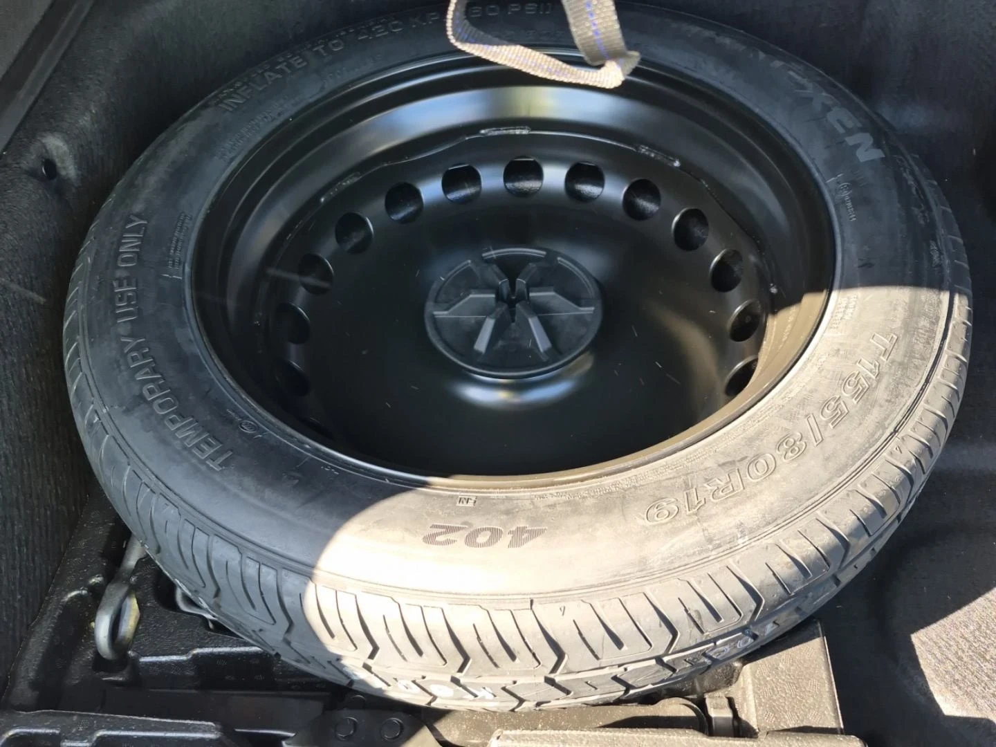 Mercedes-Benz GLE 350 AMG-pkg* 360View* Burmester* Keyless* Пано* Подгре, снимка 16 - Автомобили и джипове - 54412251