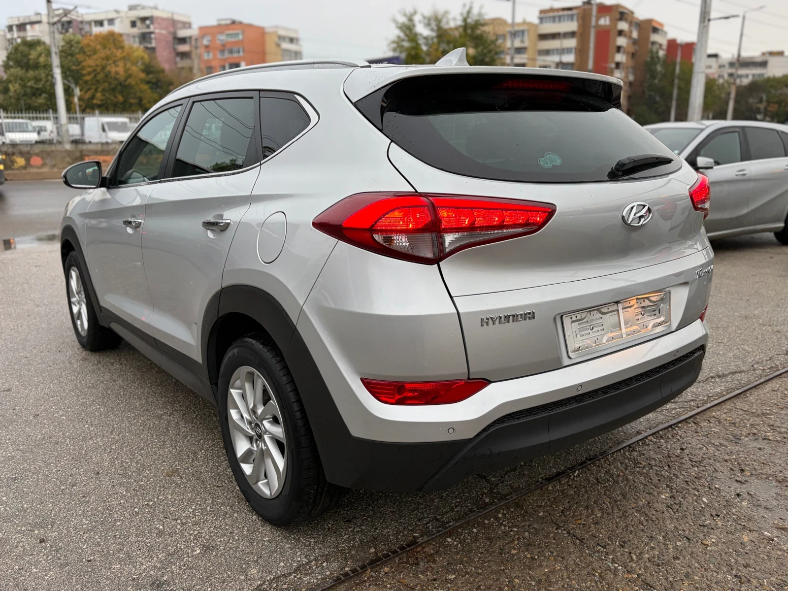 Hyundai Tucson, снимка 7 - Автомобили и джипове - 56734823