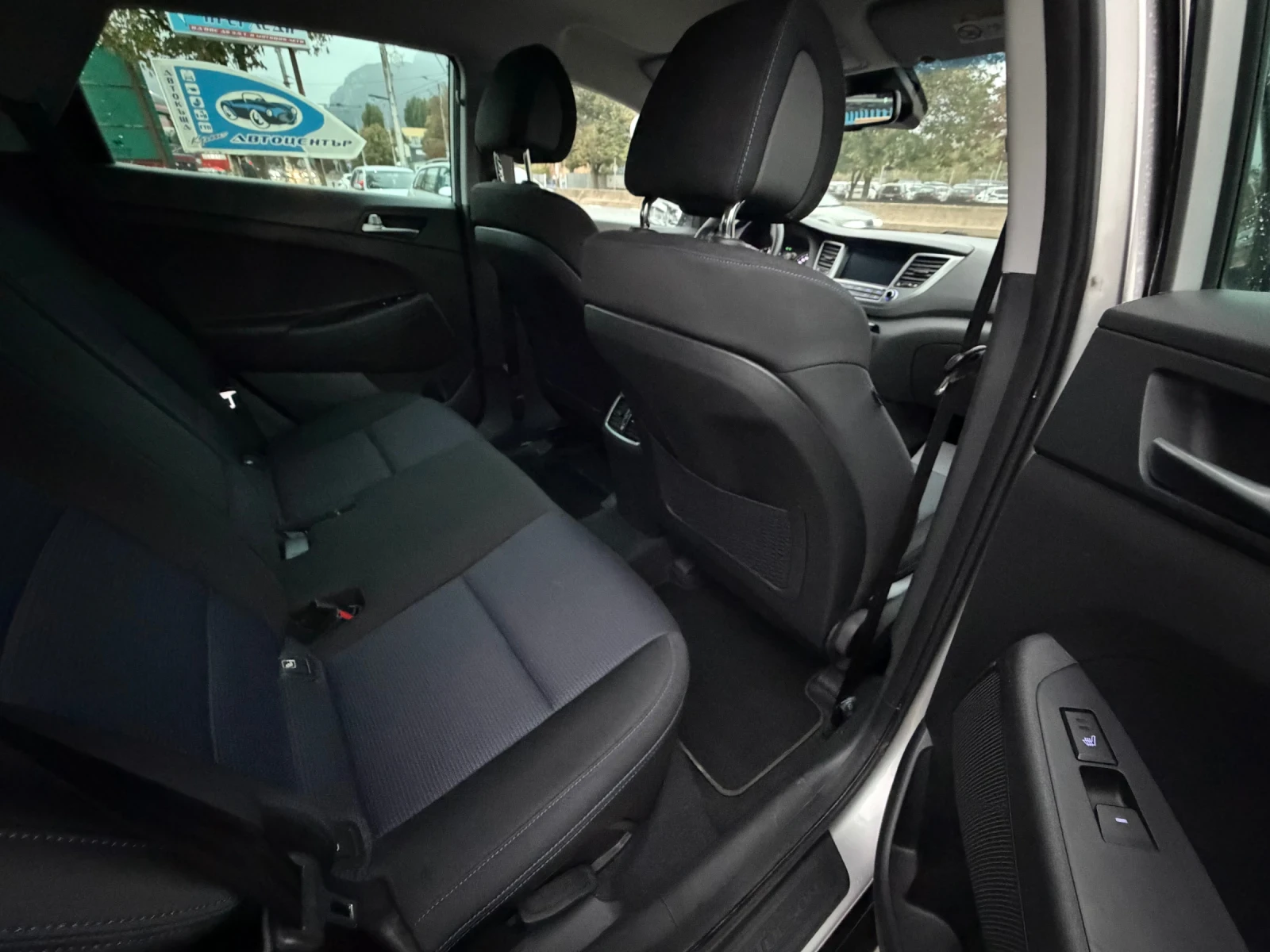 Hyundai Tucson, снимка 14 - Автомобили и джипове - 56734823