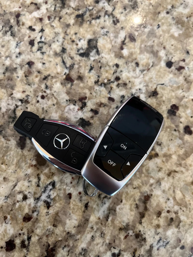 Mercedes-Benz V 250 Avantgarde Edition 1, снимка 17 - Бусове и автобуси - 52506556