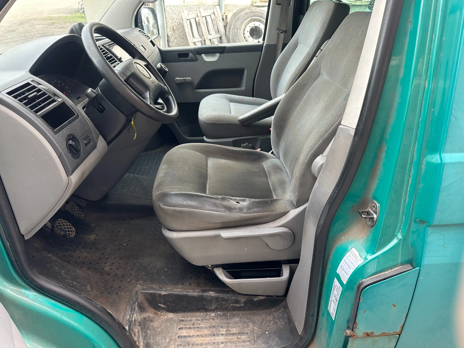 VW T5 2.5tdi 131к.с, снимка 8 - Бусове и автобуси - 54278821