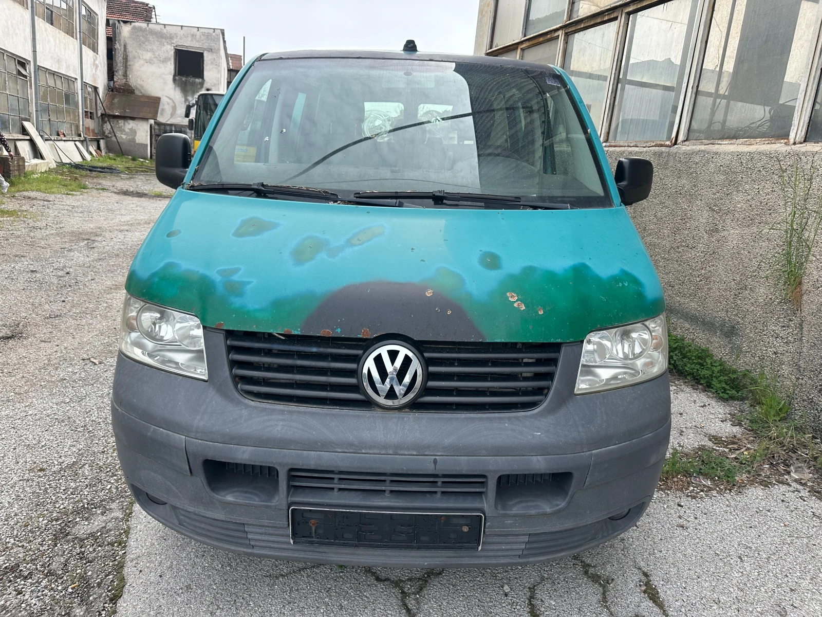 VW T5 2.5tdi 131к.с, снимка 2 - Бусове и автобуси - 54278821