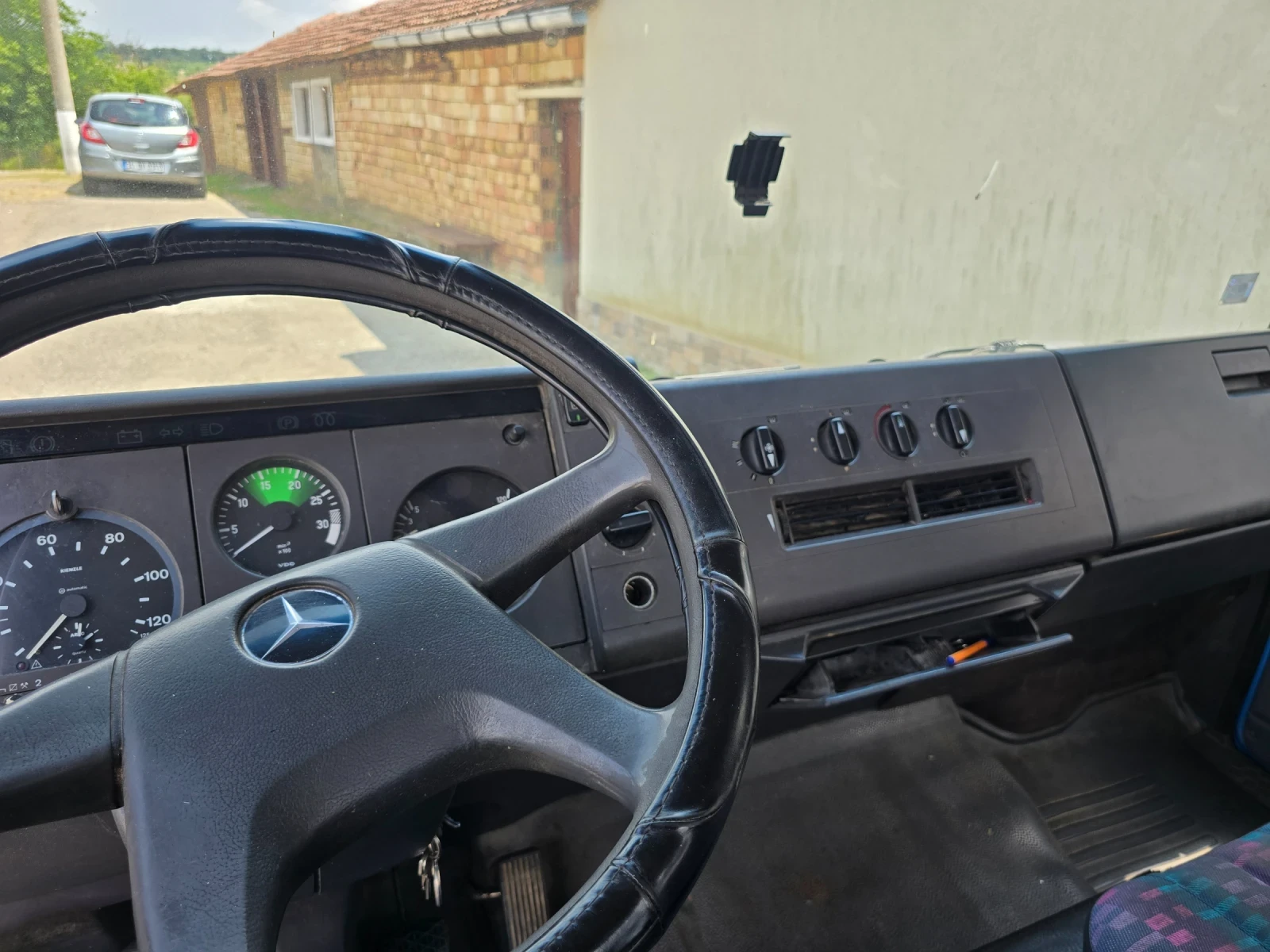 Mercedes-Benz 814, снимка 8 - Камиони - 55117664