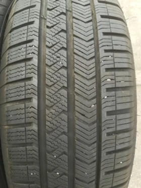 Гуми Зимни 215/65R17, снимка 4