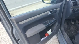VW Touran 1.9 105 к.с, снимка 4